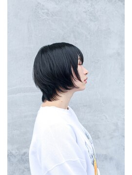 ホワイトルーム(White Room) 黒髪ショートウルフ♪