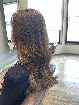 シャルミアヘア(Charmia hair) セミロング×くびれヘア