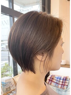 ハンズ(HANDs) 《30代40代おすすめ》赤味抑えます!ベージュ・ショートボブ