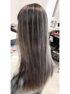 ペイジ(PEIGE) カット＋縮毛矯正＋トリートメント