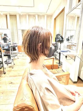 テンプス(tempus) ショートウルフ