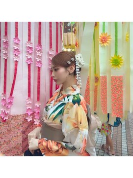 ワンス バイ エメ(ONCE by am'e) アップスタイル