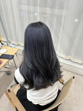 フルールバイアヴァンスクロス(Flulu by avance. cross) 青みカラー、艶カラー、東梅田