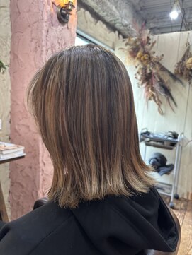 ロッソバイアルター 鎌取(ROSSO by aL-ter) 暗めカラー/グランマッシュ/デザインカラー/鎌取/石橋