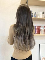 エル オオサカ 心斎橋店(L. OSAKA) バレイヤージュロング_グレージュカラーボブウルフ_Y71