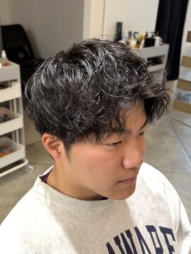 ノイセル(Noisyle) MEN’S HAIR/波巻きツイストスパイラル/リバースセンターパートO