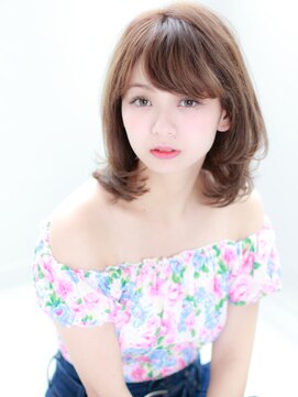 レガーミ(Legami) 柔らかカールのミディヘア