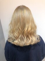 ジーナ(XENA)&nbsp;ホワイトブロンド