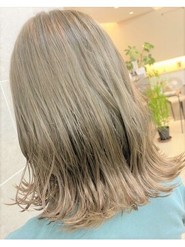 サンクレポ オリーブカラー/カーキグレージュ/外ハネボブ　佐藤拓哉