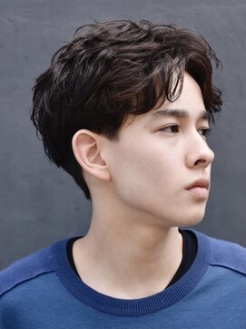 リット×ベリエ(Lit.×belier) ツーブロック/センターパート/ポイントパーマ[薩摩川内]