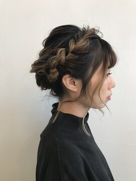 パーマネントシャペ(Permanent Chapel) 編み込みアレンジアップ