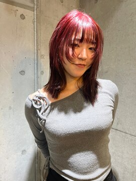 メーヴェ(Mowen) 赤髪レイヤー