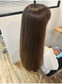 ベージュブラウン