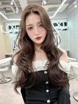 グローアイヴィ 大宮(GLROW IVY)&nbsp;春カラーベージュカラーフォワード巻きヘア