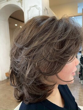 VIOLLA COLOR　白髪ぼかし専門店【ヴィオラカラー】 ミディアム×白髪ぼかしハイライト　30代/40代/50代/60代