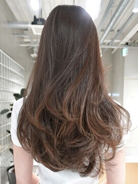 テクネ 天神大名(techne) 天神大名レイヤーカット大人レイヤーくびれヘアロング今泉