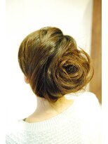 ベルガモットヘア(bergamotto hair)&nbsp;渦巻きアップ