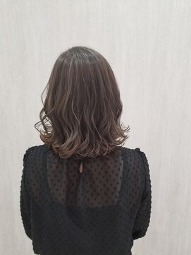 アルーシェ 心斎橋(Alushe) ウェット＆ラフ巻きスタイル 【Alushe心斎橋】