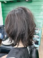 ワンバイワン(ONE BY ONE)&nbsp;外ハネ、アッシュ