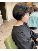 ショートボブ