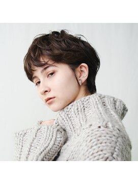 ラミ(L'ami) 癖毛風ショート