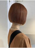 ミニウルフホワイトグレージュレイヤーカット大人ショート美髪