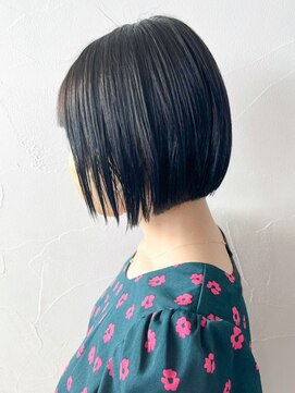 アイティー バイ アルバム 浦和店(IT by ALBUM) ダークグレージュ_外ハネボブセクションカラー_ba377441