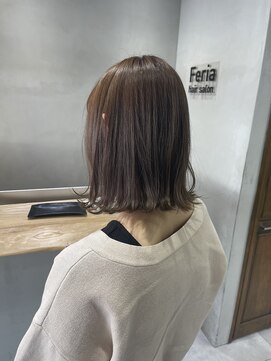 フェリア 松山(Feria) 【Feria松山】白石のミラーカラー☆