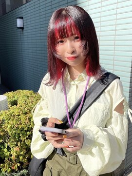 アイリー 名古屋(A/LEE) Red on 赤