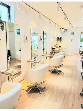 イムア(imua) 店内雰囲気