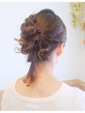 みどりの美容室 変形ポニー