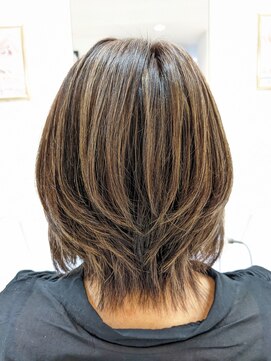 ヘアーデザインムーヴ(Hair design MOVE) 白髪ぼかしハイライト