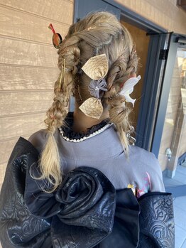 ヘア アンド ビューティ ビーズアモール 春日井神領店(Hair&Beauty B's amor)の写真/【春日井】結婚式・成人式・卒業式・入学式・パーティー…。お客様の特別な日を華やかに演出します＊