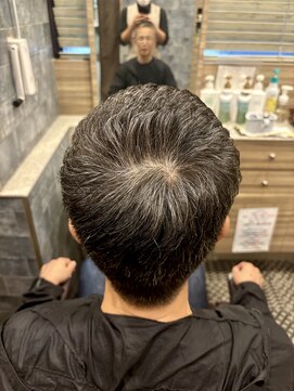 銀座マツナガ 神田店 40.50代おすすめ人気スタイルナチュラル刈り上げアイロンパーマ