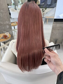 シャウルデッサントウキョウ 表参道(CHARLES DESSIN Tokyo) ニュアンスカラー/センターパート/ツヤ髪スタイル