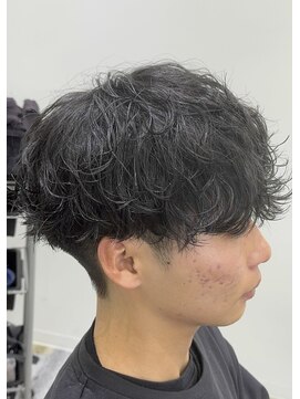 アフューズバイストゥー(Vfuse by StueW) 波巻きパーマ