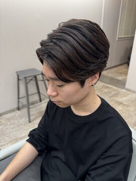 レーヴバイリコ 三軒茶屋(Reve by liko) ニュアンスパーマ/センターパート/メンズ/フェザーショート