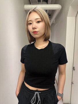 ルッカヨドヤバシ(RUCCA yodoyabashi) ハイトーンボブ×裾カラー[ブリーチ/ハイライト/トリートメント]