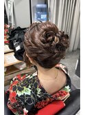 やわらか可愛い夜会巻き