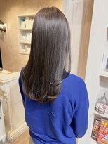 キャアリー(Caary)&nbsp;福山美容室caaryダークグレージュイルミナカラーレイヤーロング