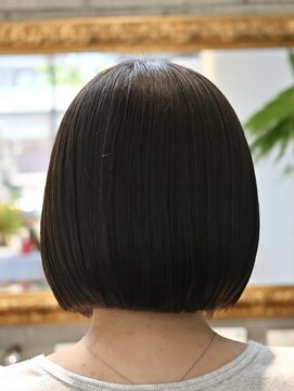 オルガ(orga) 王道なフェミニンボブ