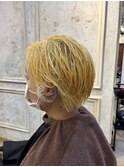 〈キシタクヘアー〉ハンサムショート×グレージュ