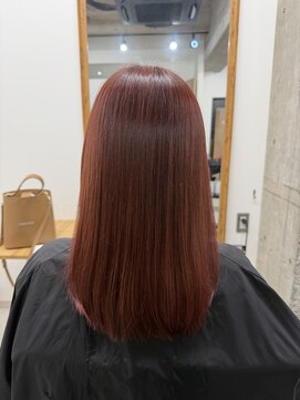 ホロ(holo-) 艶髪チェリーレッド×髪質改善カラー