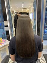 パーマ落としラボ アピッシュ 銀座(apish)&nbsp;パーマ落としで艶髪ロングヘア