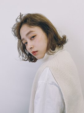 ガーランドウメダ(Garland umeda) リラックスウェーブ＿ミディアム＿0001951