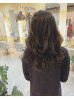 ヘアステージ スプール(HAIRSTAGE SPOOL)&nbsp;グレーアッシュ　ロングレイヤー
