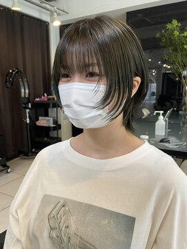 アクアオモテサンドウ(ACQUA omotesando) △小顔カットショートウルフレイヤーカットオリーブグレージュ