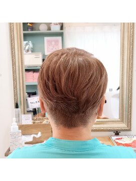 ラグラスヘア(LAGRAS HAIR) 刈り上げショート