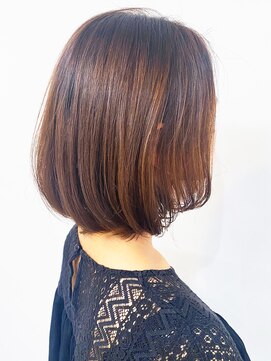 ヘアープロデュース ラピセット 松山(Lapset) 小顔補正立体カット×ナチュラル丸みボブ 10代20代30代40代50代