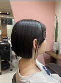 ぱつっと丸みショートボブ